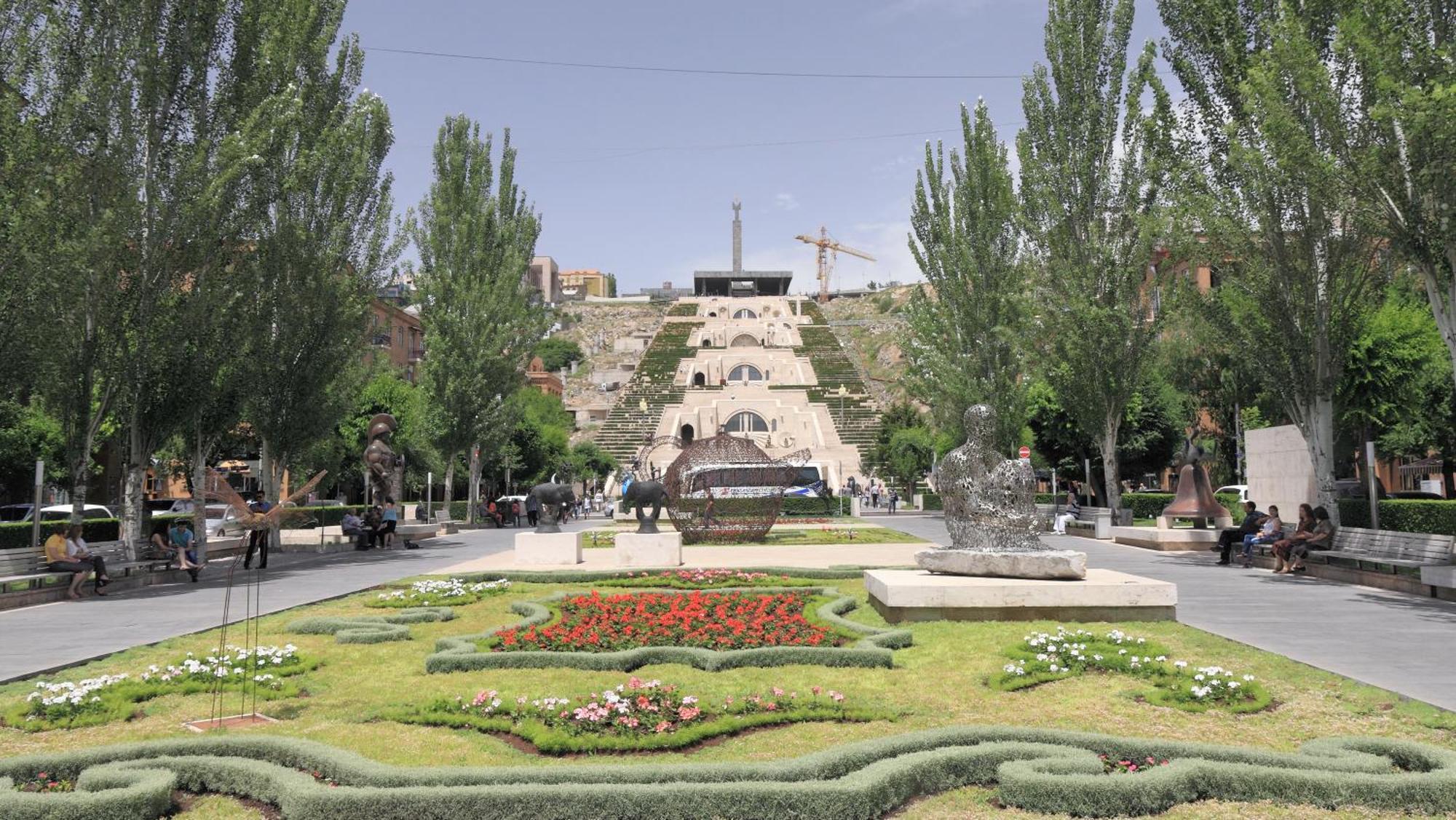 Newly Renovated In Heart Of City - Cascade Apartment Yerevan Exterior photo